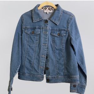 Completely Me by Liz Lange lightweight Denim Jacket- size 10